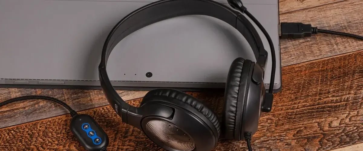 4 Common Headphone Connections Explained