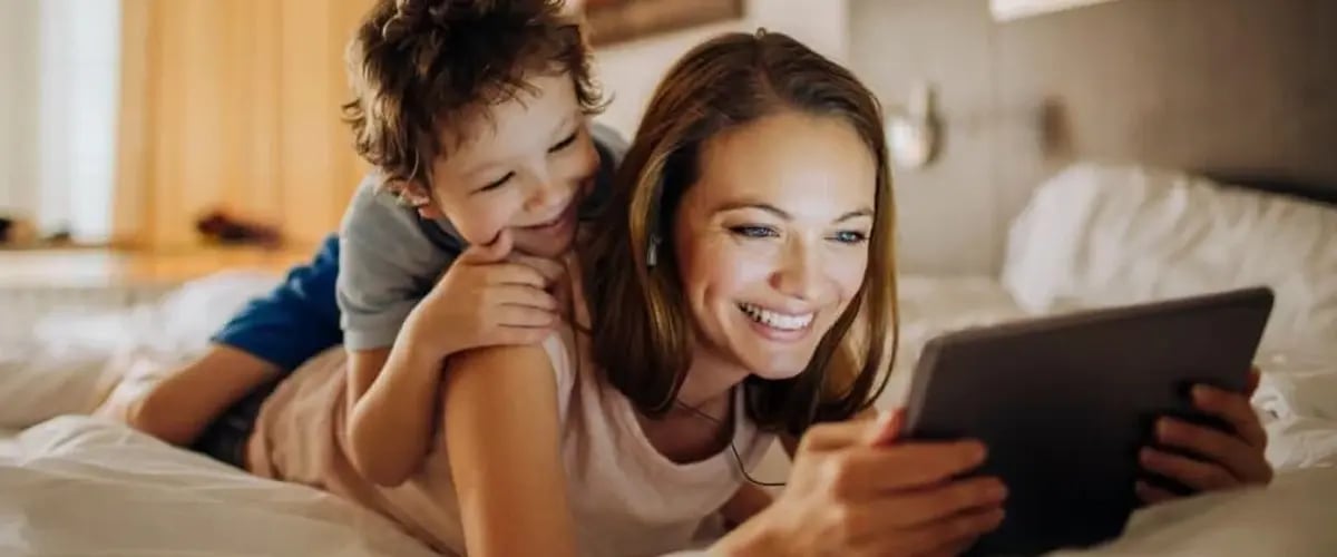 Audio Transcends: Sound, Travel, and Hospitality