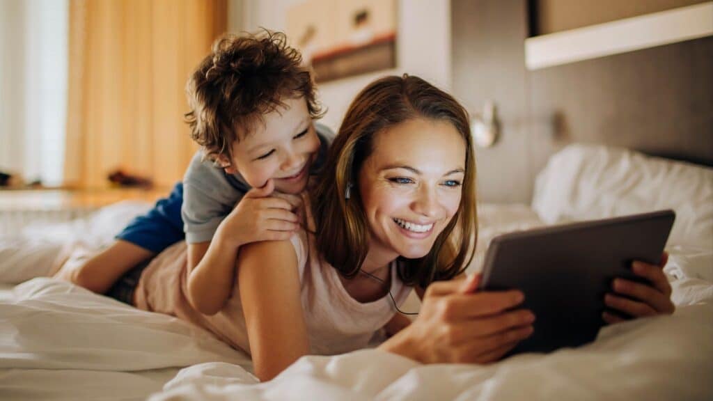 Audio Transcends: Sound, Travel, and Hospitality