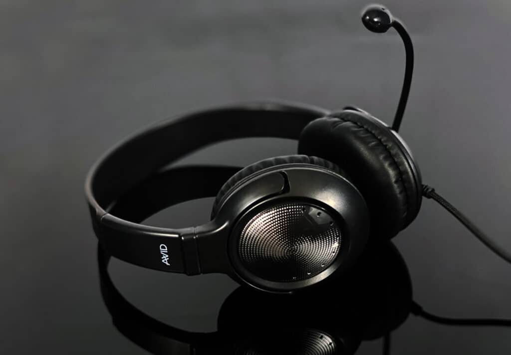 5 Reasons Audio Devices Are Essential for Learning